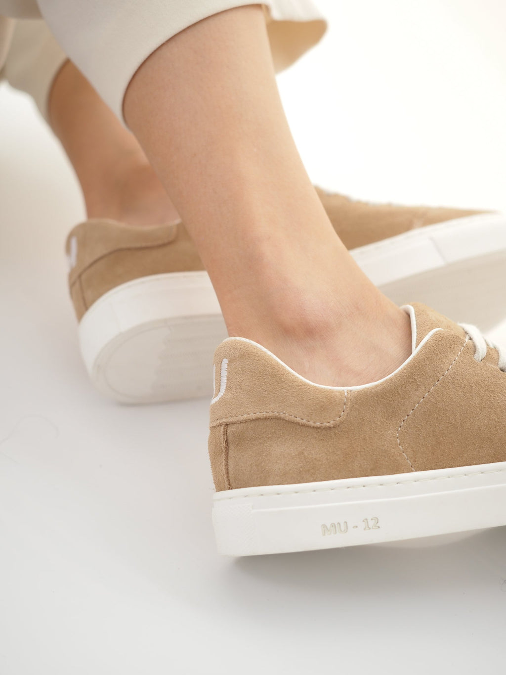 ICON BEIGE (MU-12)