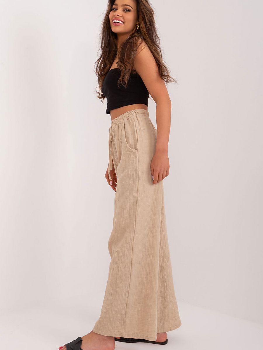 Pantalón de mujer beige