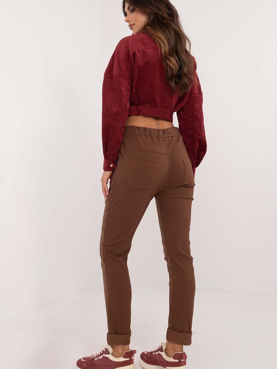 Pantalón de mujer marrón · modelo 201867